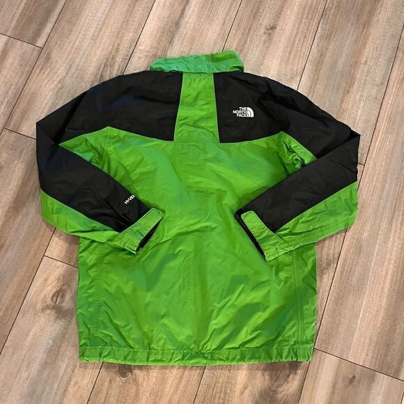 The North Face Green Athletic Rain Jacket Kids Medium - Picture 4 of 4